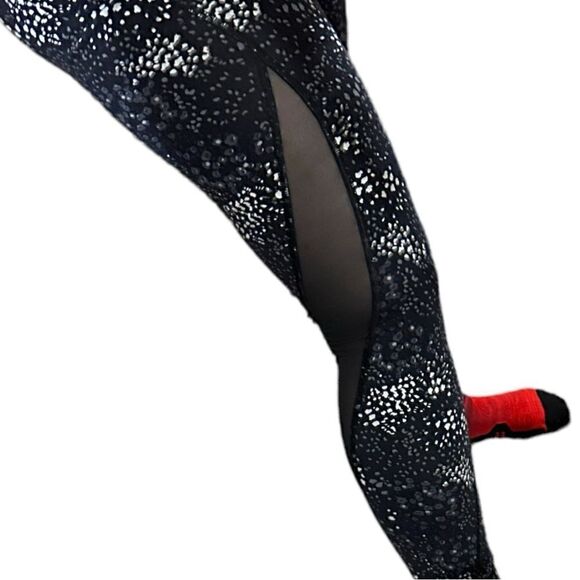 VICTORIA'S SECRET SPORT KNOCKOUT TIGHTS PANTS Sz S Women Grey & Black Le… - Picture 2 of 14